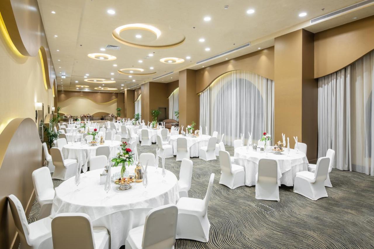 Millennium Makkah Al Naseem Μέκκα Εξωτερικό φωτογραφία The ballroom of the hotel